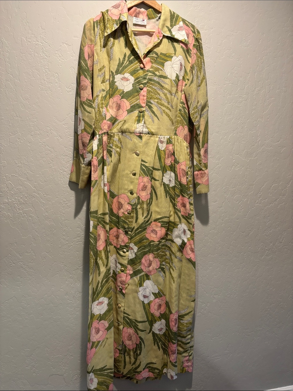 Vintage Floral Button-Front Maxi Dress in Olive Green & Pink